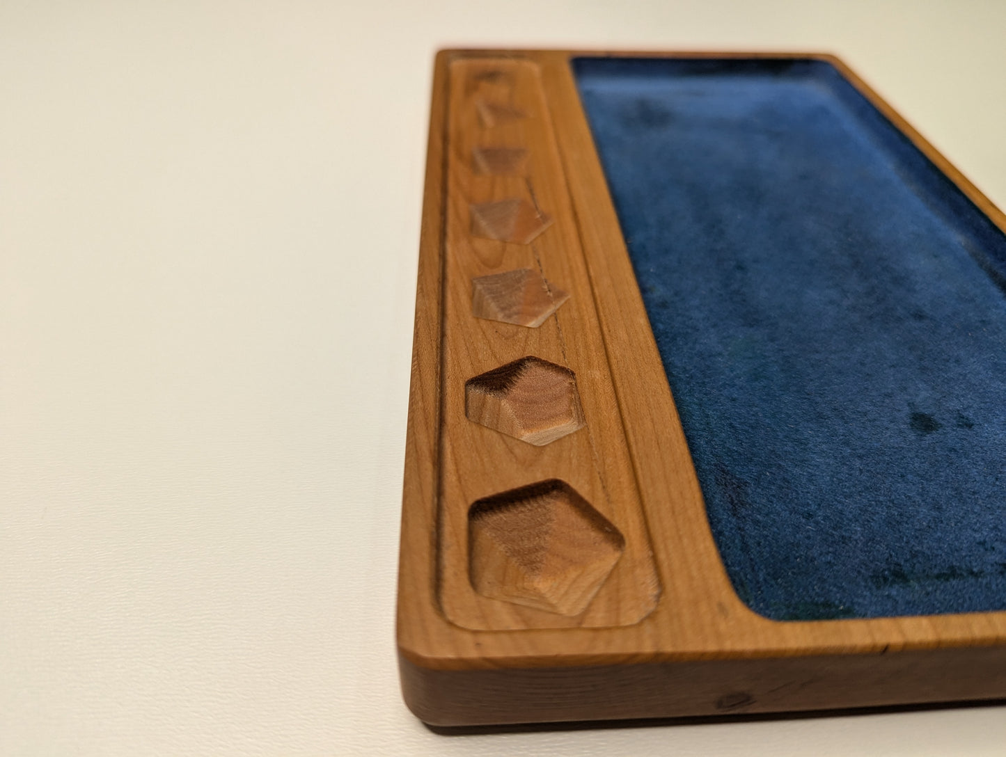 7-Dice Display and Roll Box - Happy Accident